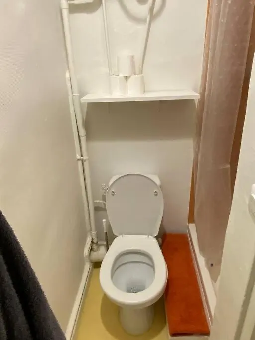 Studio 13M2Completement Apartment Paris France